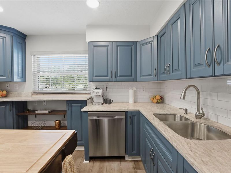 2257 Fishinger Road, Columbus, OH 43221 Photo 20