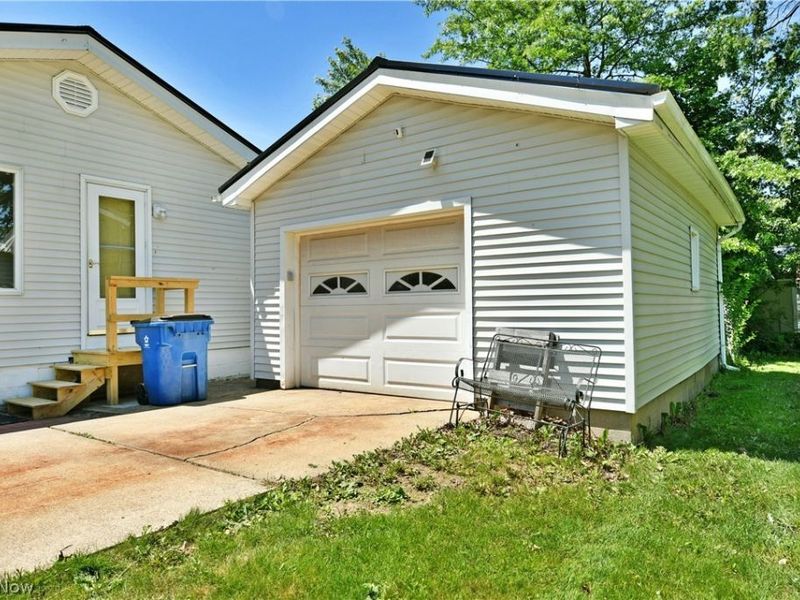 182 Shirley Lane NW, Warren, OH 44483 Photo 47