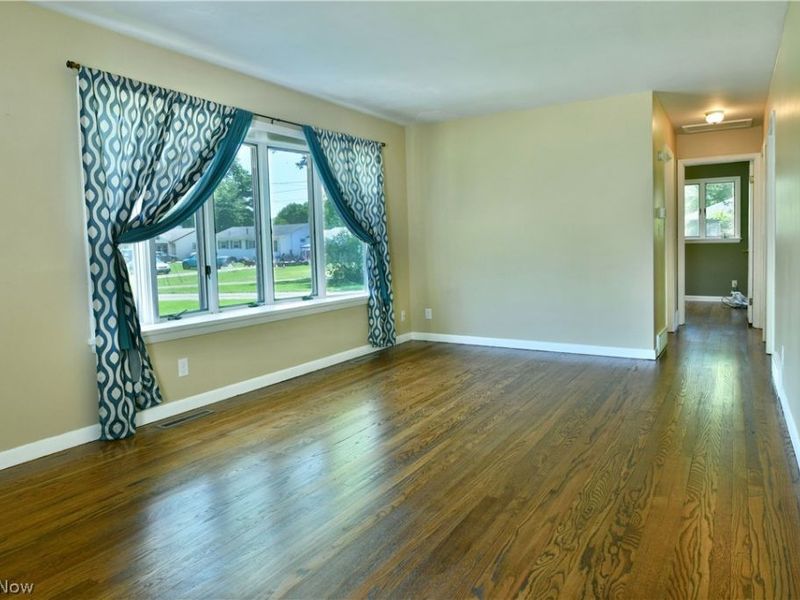 182 Shirley Lane NW, Warren, OH 44483 Photo 7