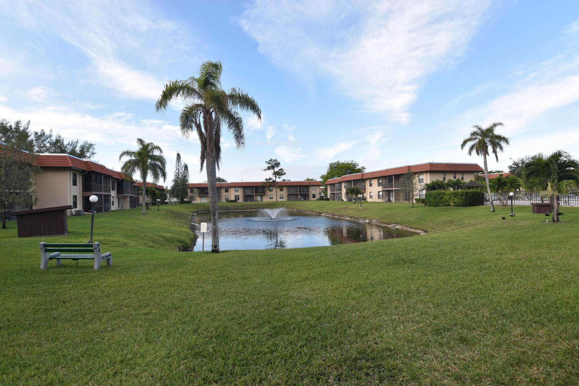 21895 Lake Forest Circle, Unit 102, Boca Raton, FL 33433 Photo
