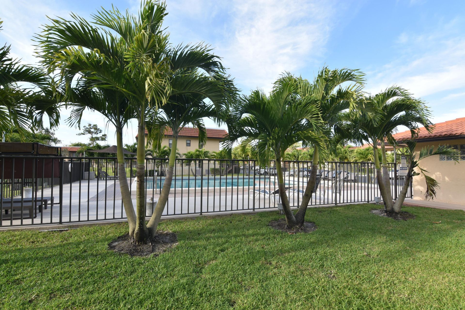 21895 Lake Forest Circle, Unit 102, Boca Raton, FL 33433 Photo