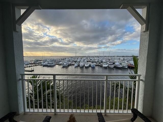 875 NW Flagler Avenue, Unit 302, Stuart, FL 34994 Photo