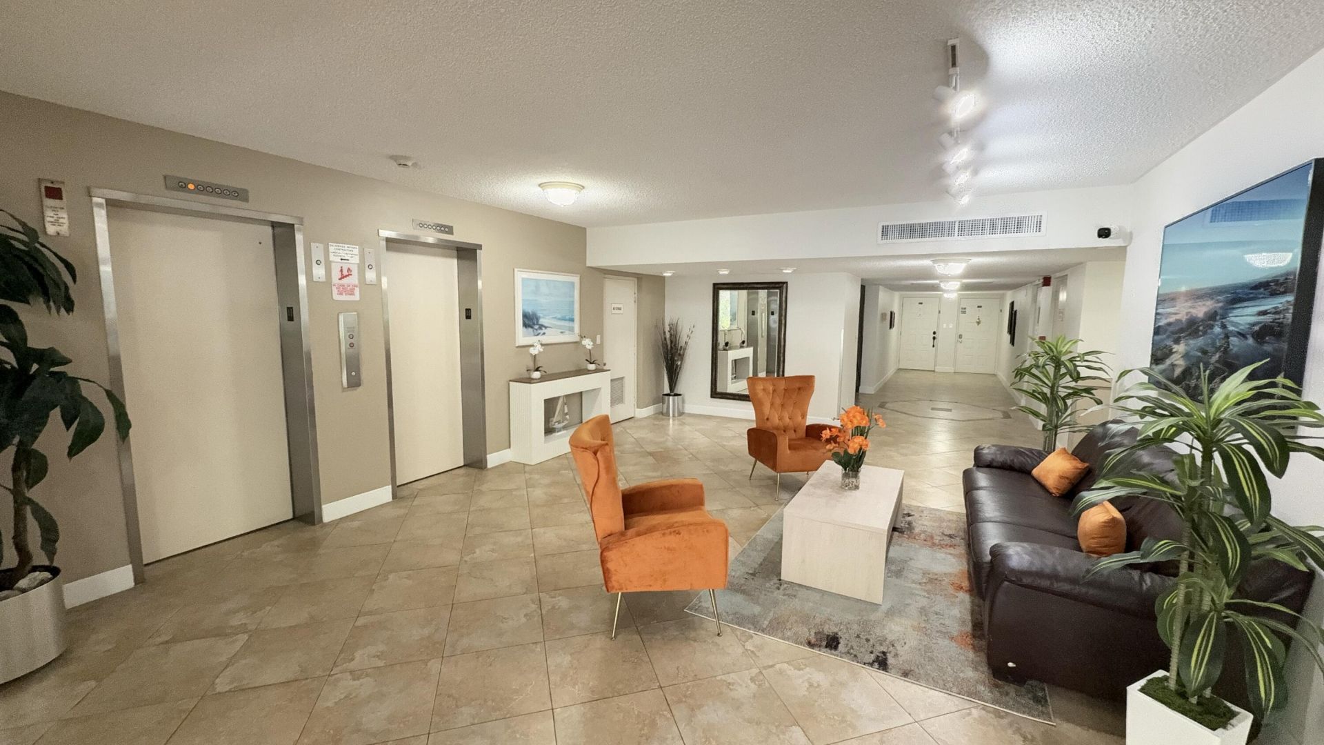 3900 Oaks Clubhouse Drive, Unit 411, Pompano Beach, FL 33069 Photo