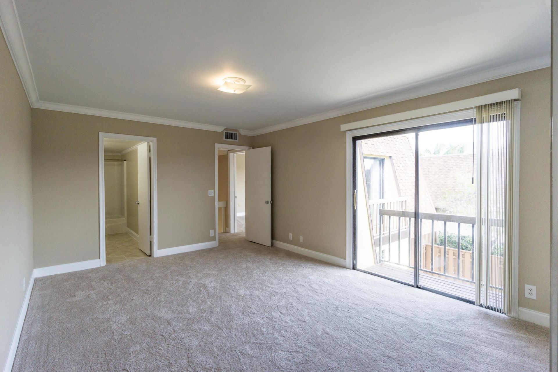 110 N Delaware Boulevard, Unit 15d, Jupiter, FL 33458 Photo