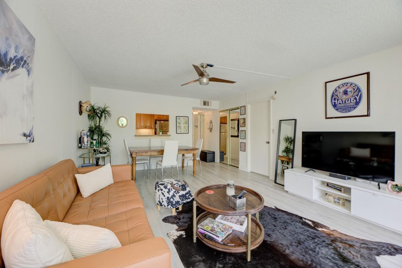 7081 Environ Boulevard, Unit 143, Lauderhill, FL 33319 Photo