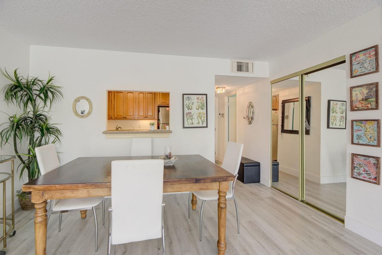 7081 Environ Boulevard, Unit 143, Lauderhill, FL 33319 Photo