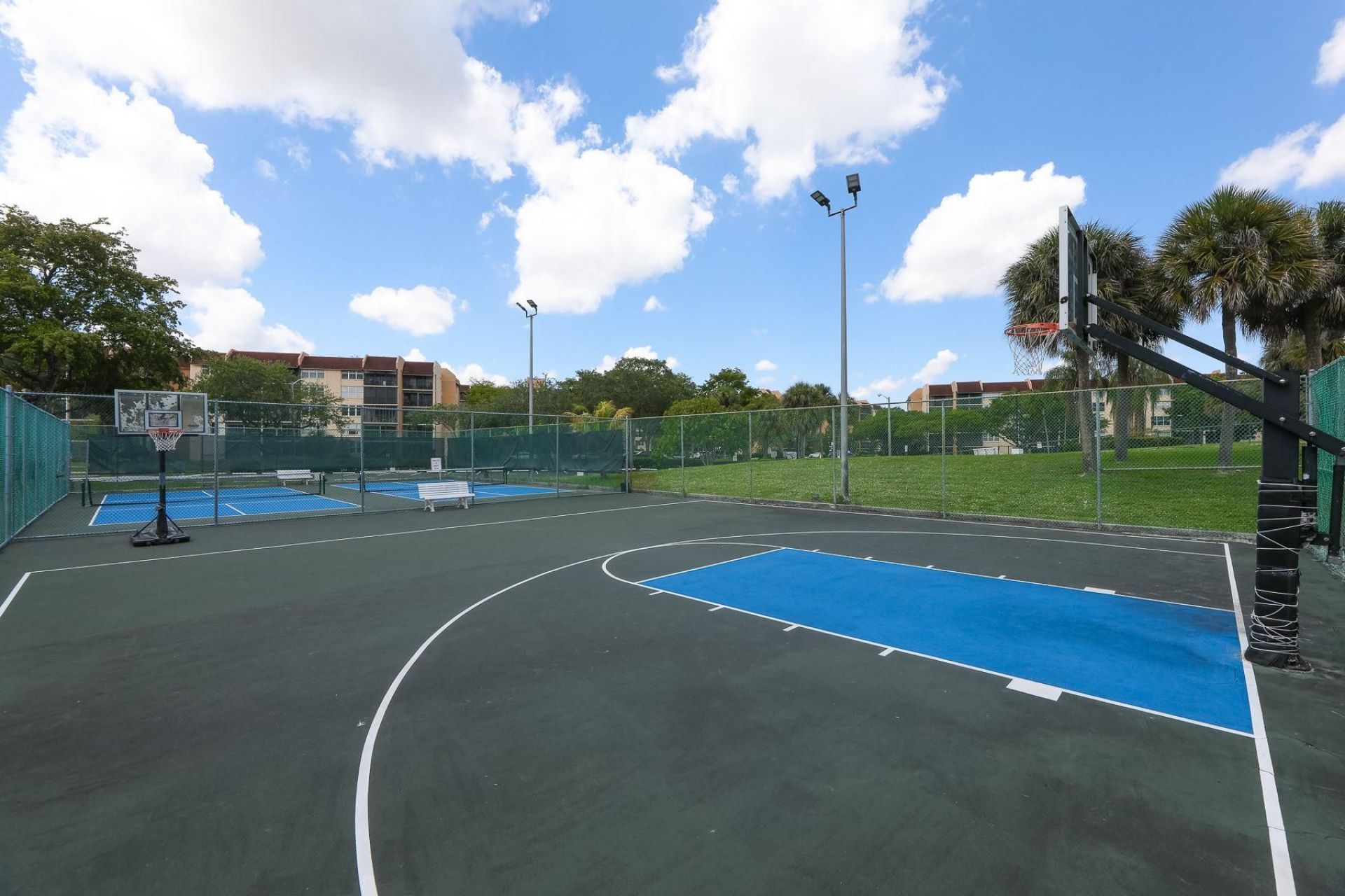 7081 Environ Boulevard, Unit 143, Lauderhill, FL 33319 Photo