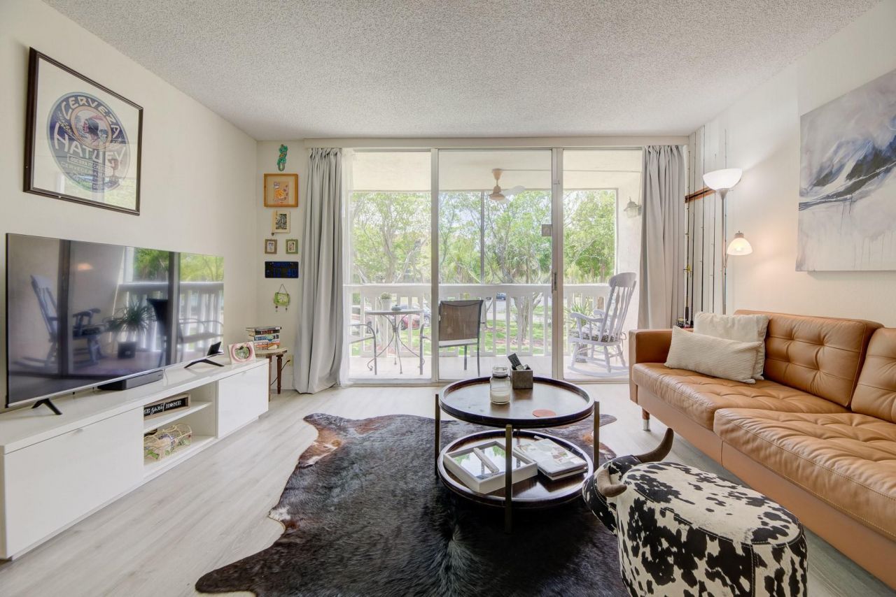 7081 Environ Boulevard, Unit 143, Lauderhill, FL 33319 Photo