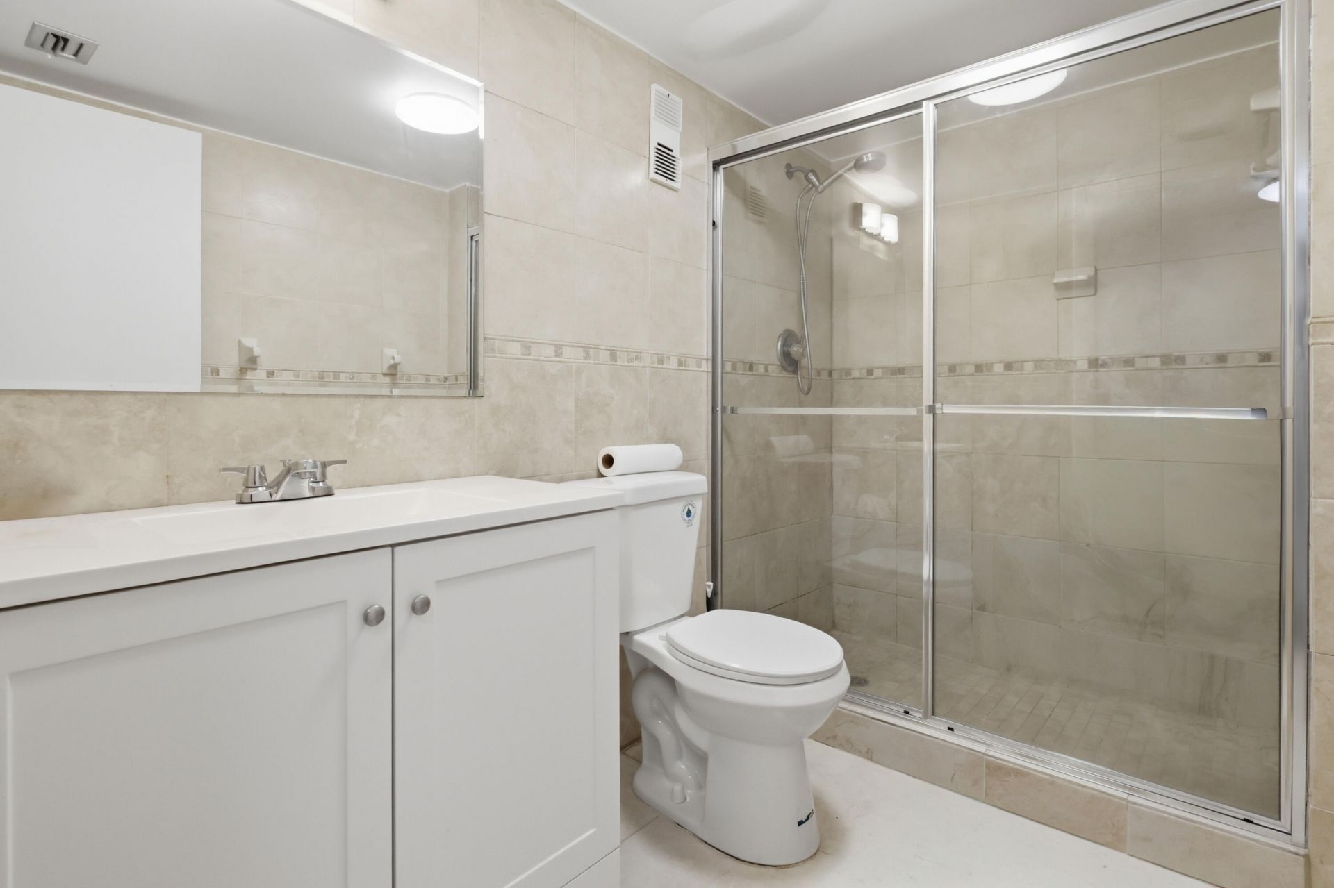 661 NE 195th Street, Unit 310, Miami, FL 33179 Photo