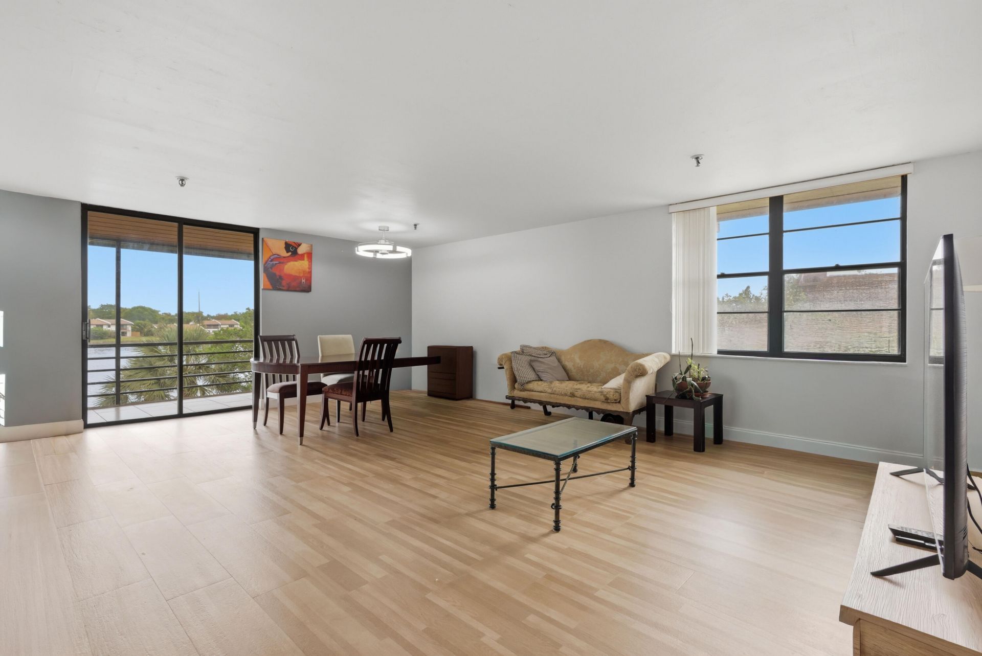 661 NE 195th Street, Unit 310, Miami, FL 33179 Photo