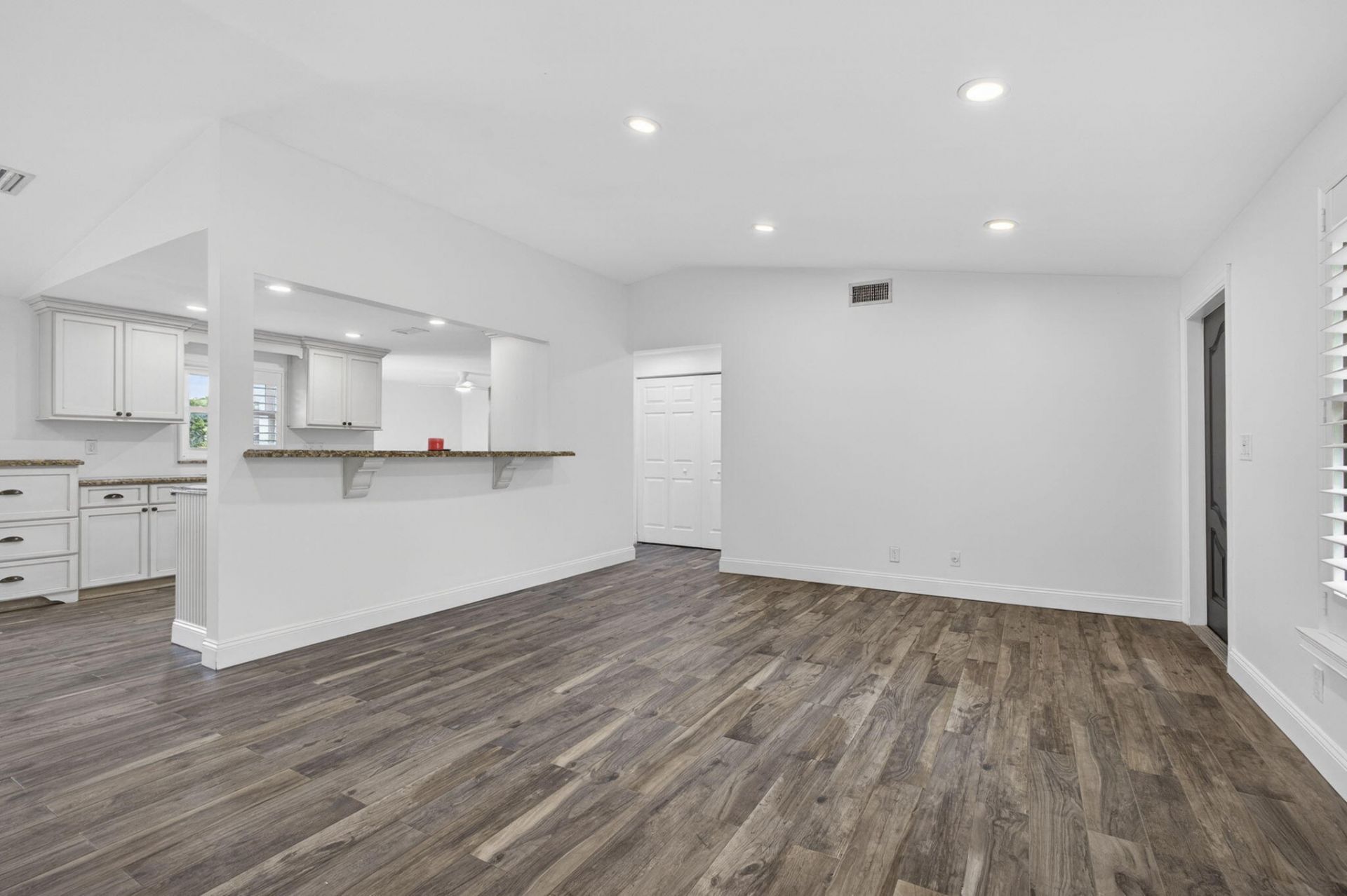 8443 Elaine Drive, Boynton Beach, FL 33472 Photo