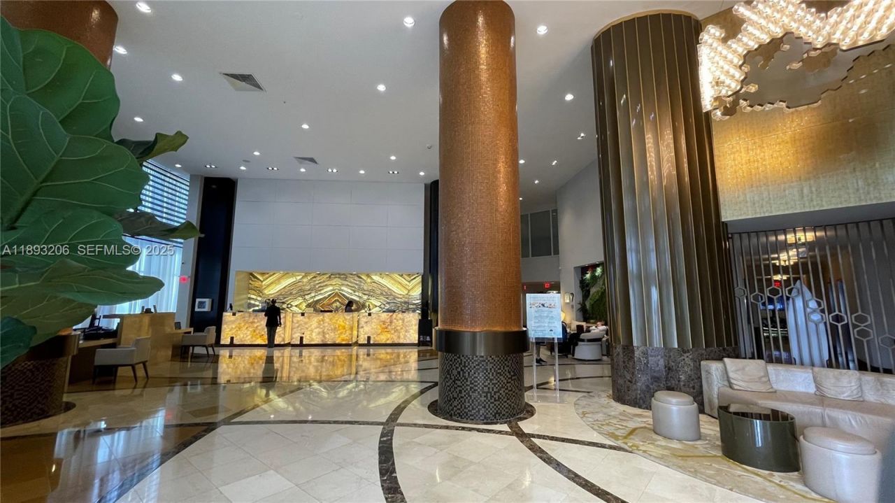 18001 Collins Avenue, Unit 2814, Sunny Isles Beach, FL 33160 Photo