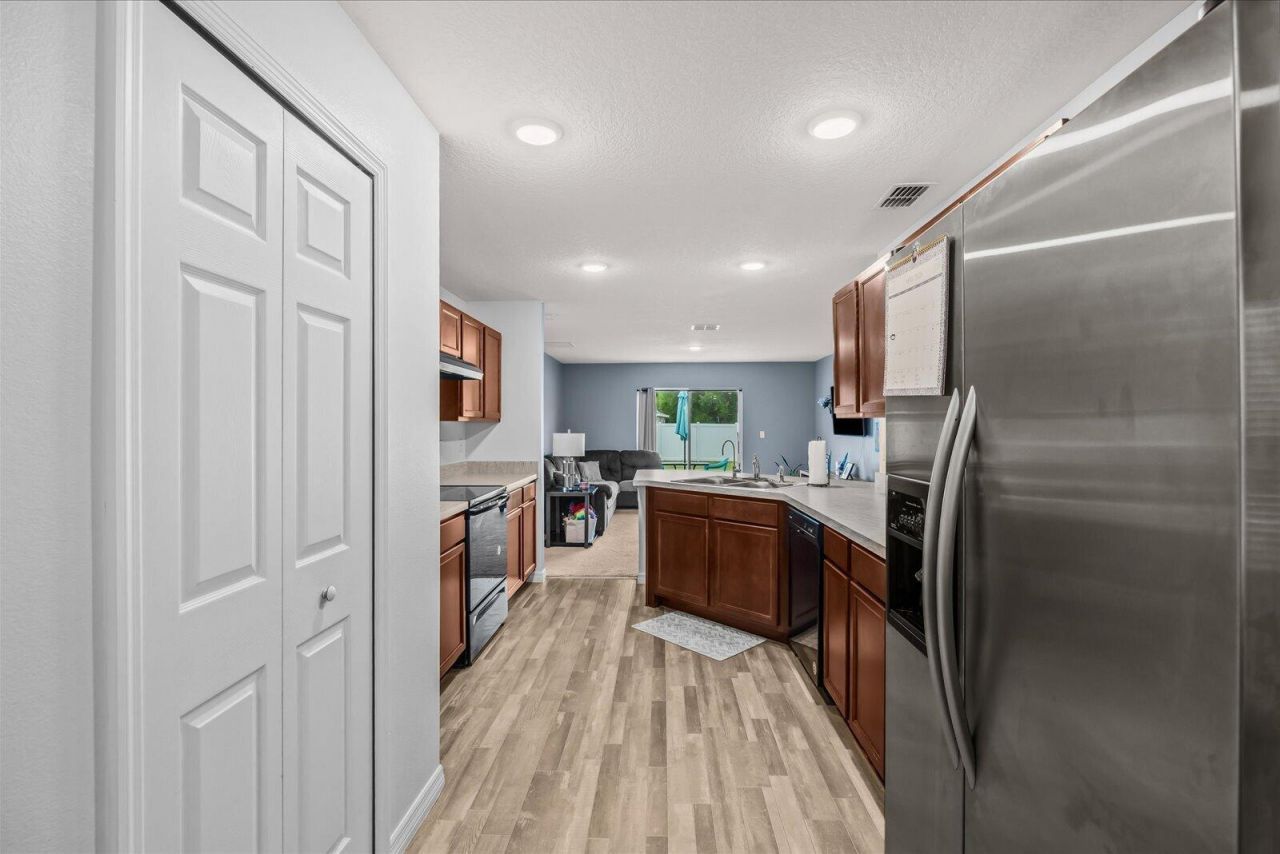 2226 SE Heathwood Circle, Port Saint Lucie, FL 34952 Photo