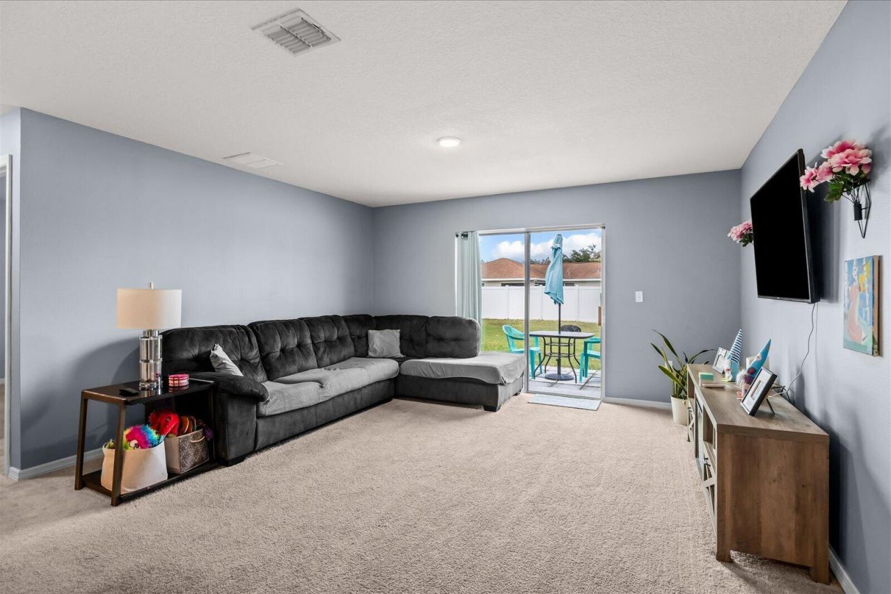2226 SE Heathwood Circle, Port Saint Lucie, FL 34952 Photo