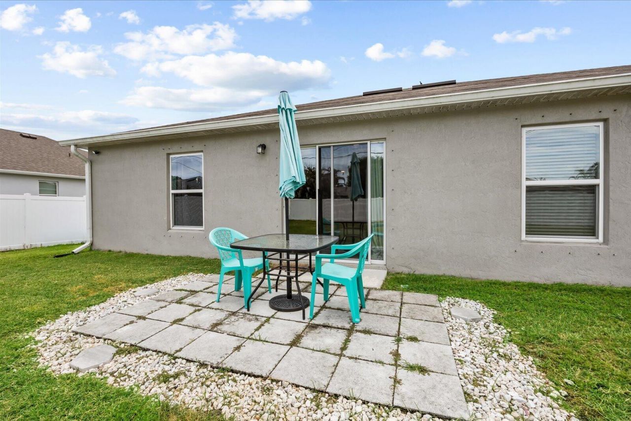 2226 SE Heathwood Circle, Port Saint Lucie, FL 34952 Photo