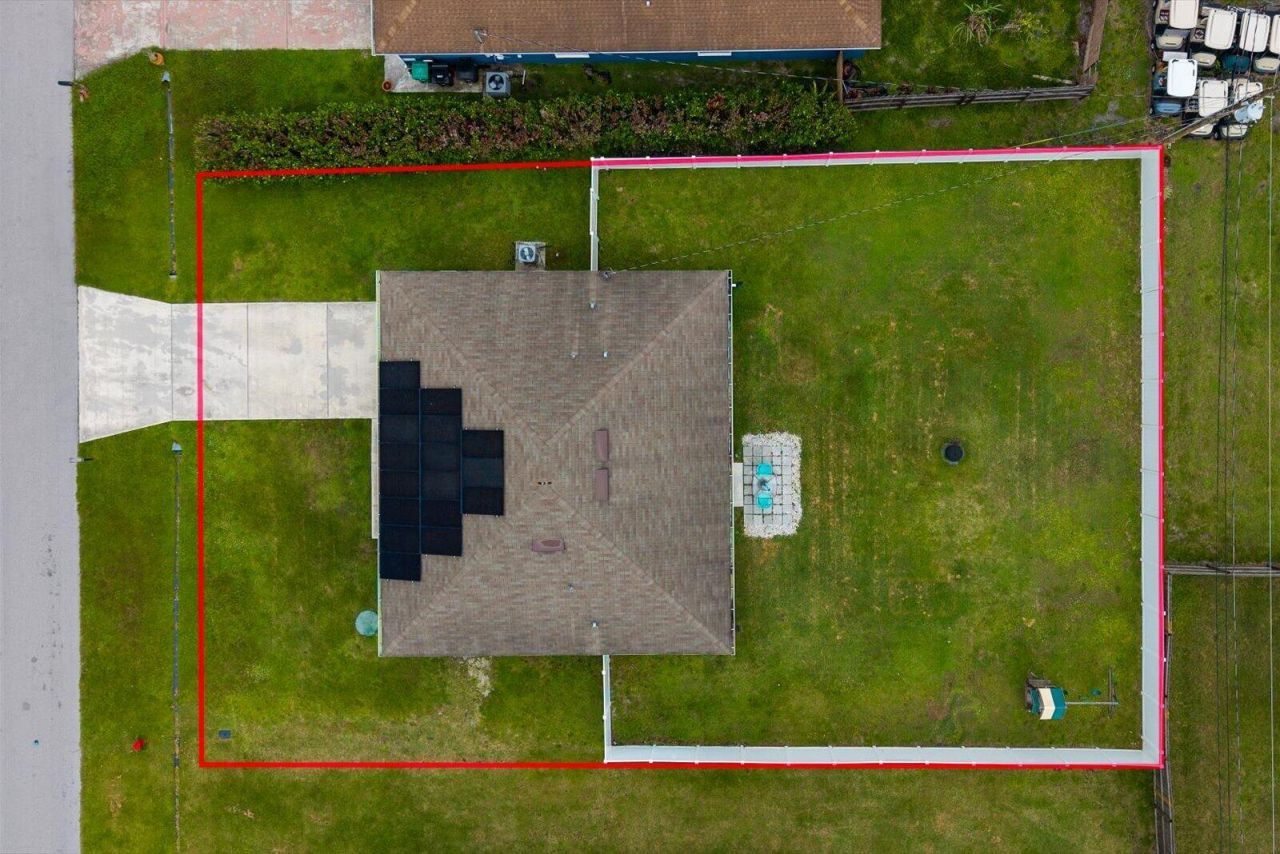 2226 SE Heathwood Circle, Port Saint Lucie, FL 34952 Photo