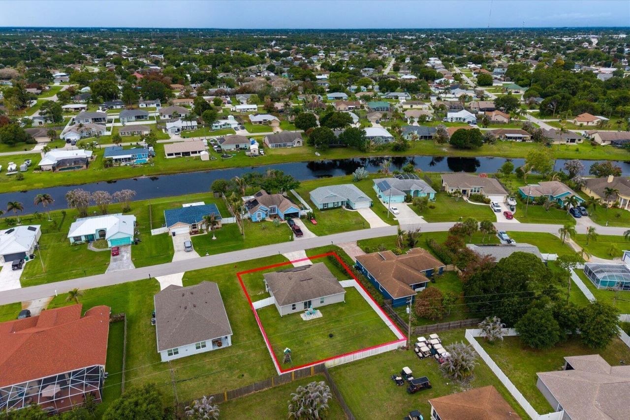 2226 SE Heathwood Circle, Port Saint Lucie, FL 34952 Photo