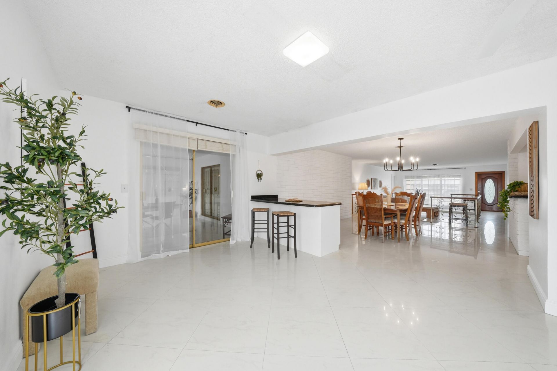 5501 Monroe Street, Hollywood, FL 33021 Photo