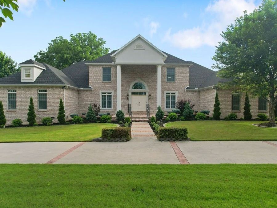 Property Image 4