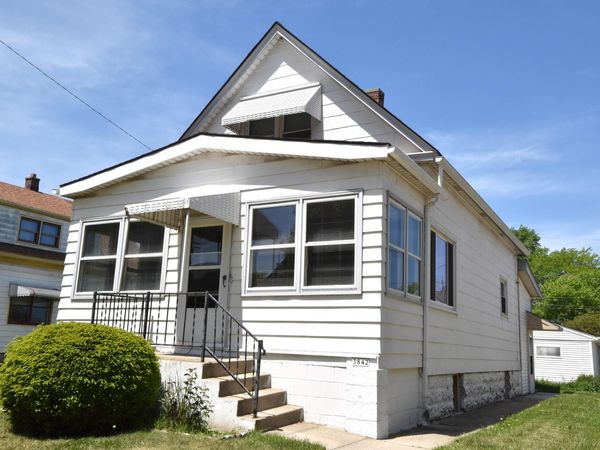 3842 E Layton Ave, Cudahy, WI 53110