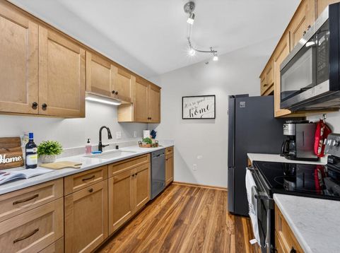 Main Photo