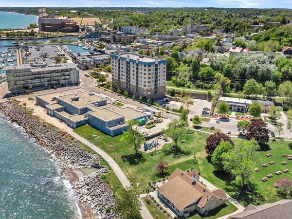 415 N Lake St, Unit 203, Port Washington, WI 53074