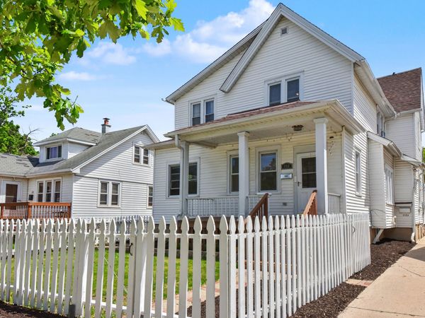 212 N 70th St, Unit A, Milwaukee, WI 53213