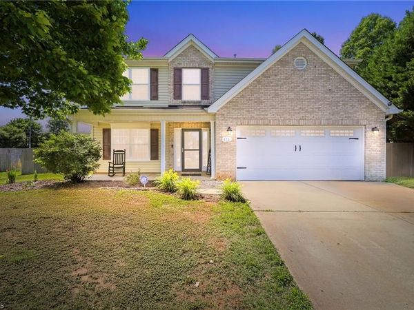 116 West View Drive, Burlington, NC 27215
