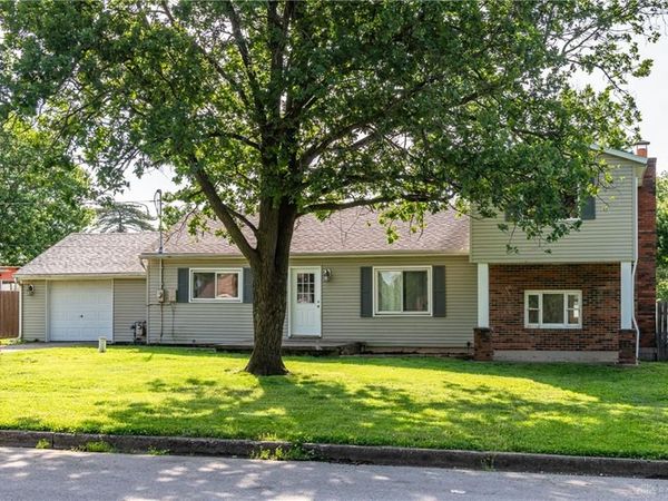 602 W Crescent Lane, Carlisle, OH 45005