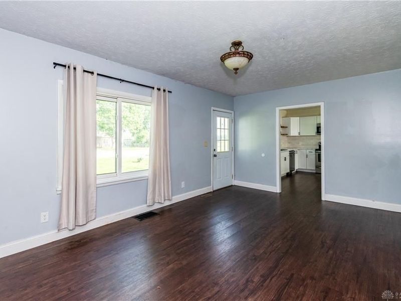 602 W Crescent Lane, Franklin, OH 45005 Photo 6