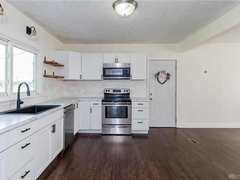 602 W Crescent Lane, Franklin, OH 45005 Photo 8