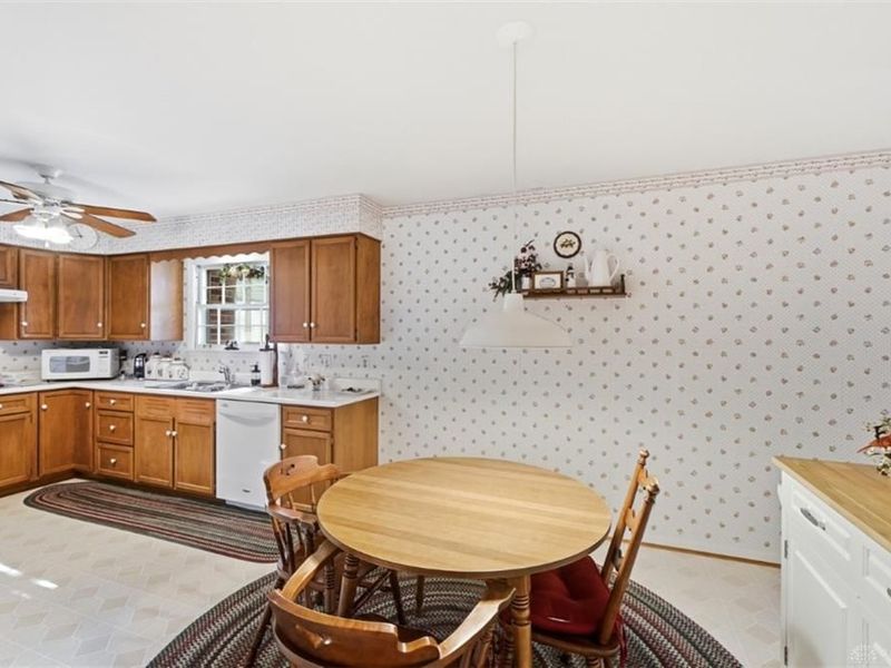 5914 Fawnridge Court, Green Township, OH 45239 Photo 14