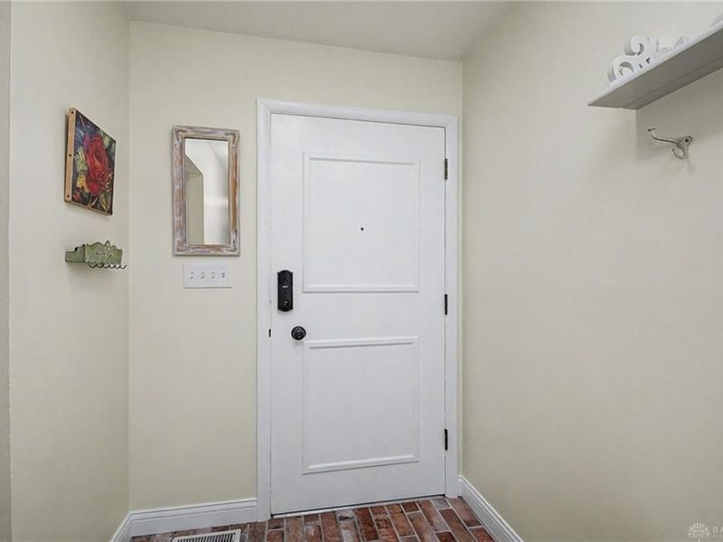 6020 Culpepper Court, Centerville, OH 45459 Photo 5