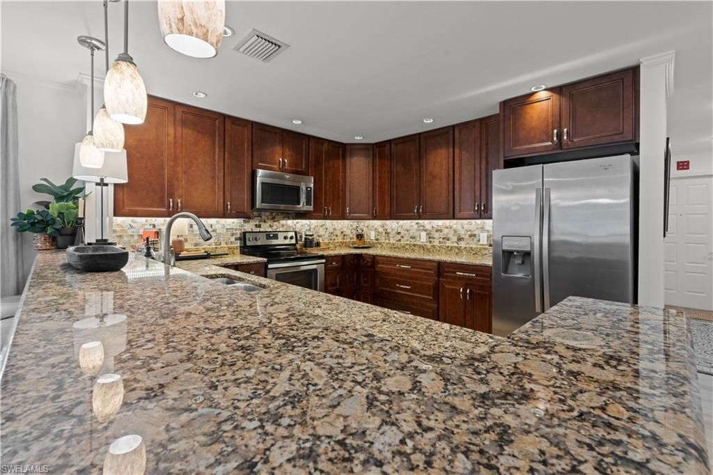 16442 Timberlakes Dr , Unit 204, Fort Myers, FL 33908 Photo