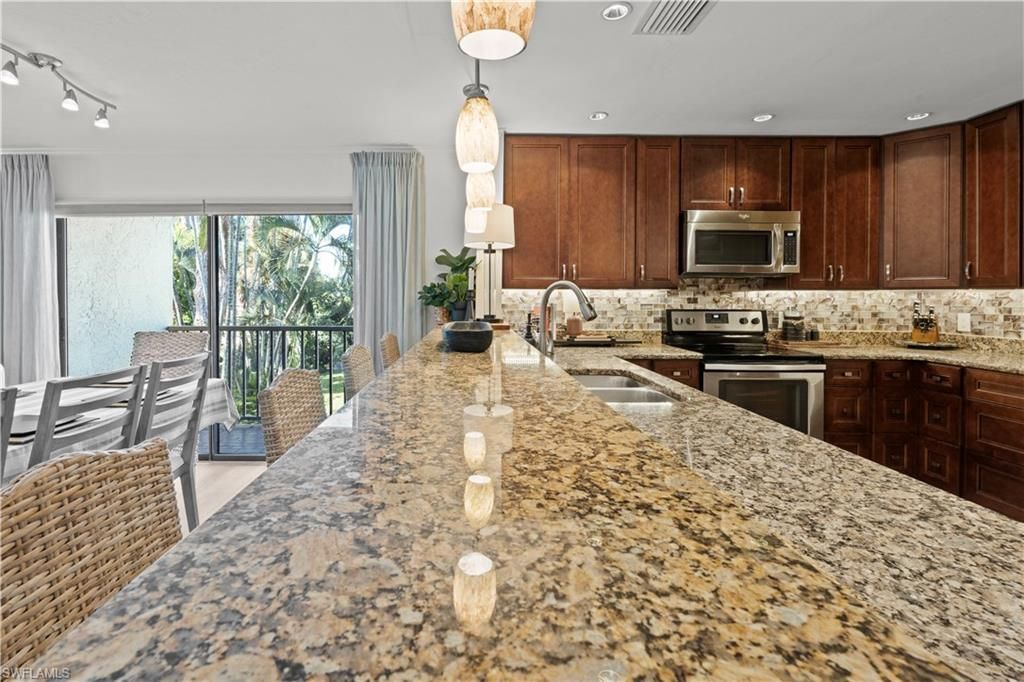 16442 Timberlakes Dr , Unit 204, Fort Myers, FL 33908 Photo