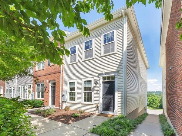 3917 Colonial Green CIR SW, Roanoke, VA 24018