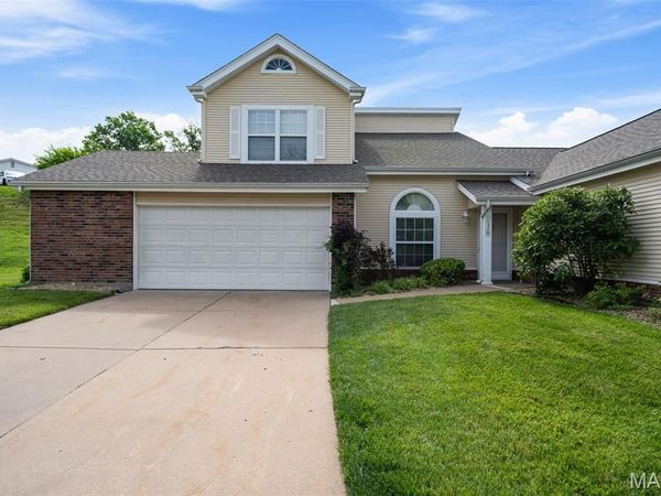 1328 Forest Creek Drive, Unit 1, St Peters, MO 63303