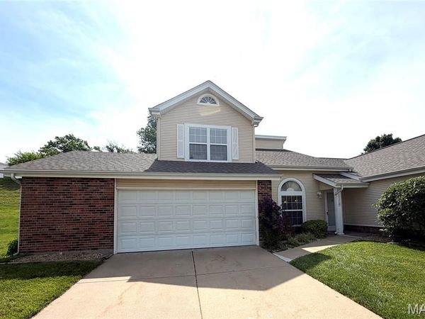 1328 Forest Creek Drive, Unit 1, St Peters, MO 63303