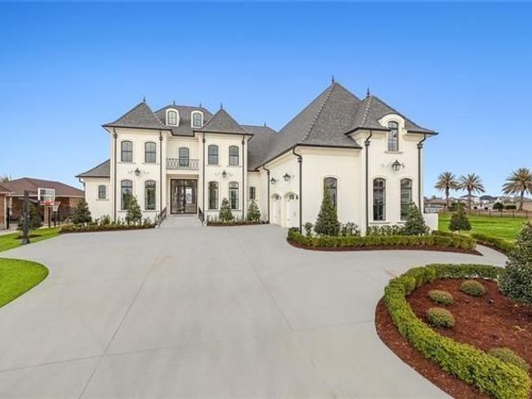 1085 LAKESHORE Boulevard , Slidell, LA 70461