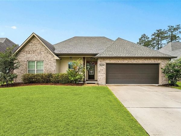 335 KNOLLWOOD Lane, Slidell, LA 70458