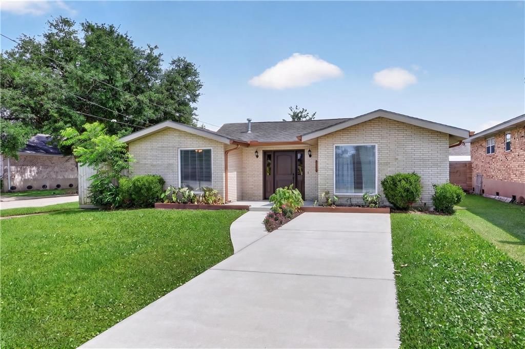 4800 BELLE Drive  Metairie, LA 