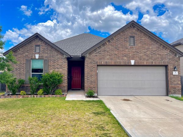 213 Connor Elkins DR, Kyle, TX 78640