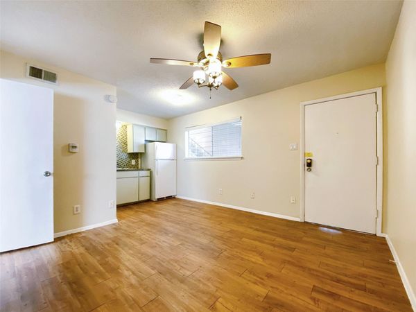 2800 Swisher ST, Unit 116, Austin, TX 78705