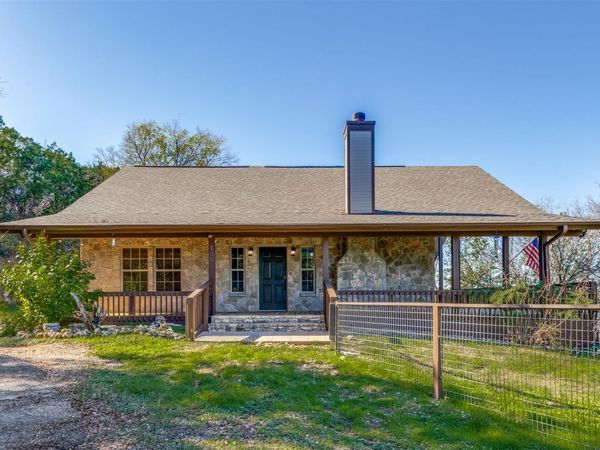 106 Redbud DR, Spicewood, TX 78669
