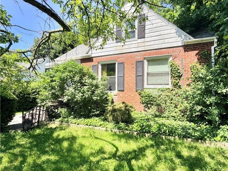 817 S Green Road, South Euclid, OH 44121 Photo 2