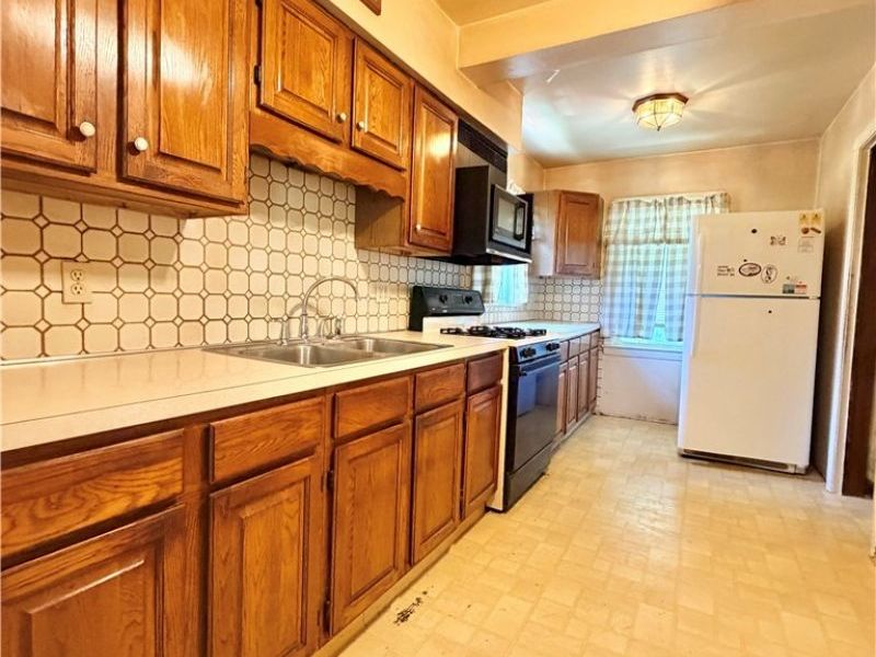 817 S Green Road, South Euclid, OH 44121 Photo 6