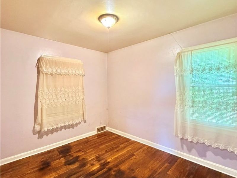 817 S Green Road, South Euclid, OH 44121 Photo 9