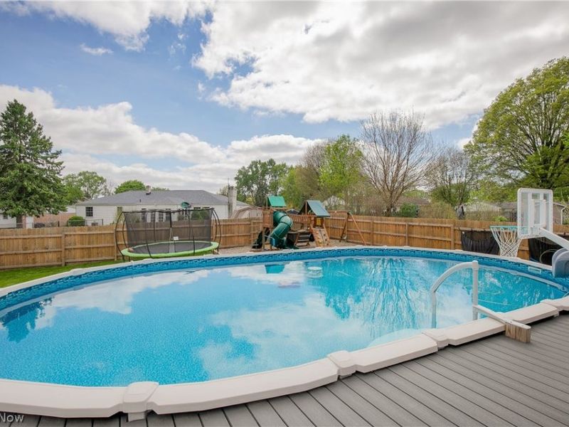 8318 Kellydale Street NW, Massillon, OH 44646 Photo 31