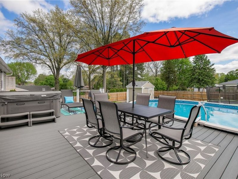 8318 Kellydale Street NW, Massillon, OH 44646 Photo 32