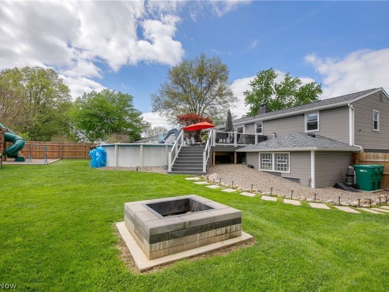 8318 Kellydale Street NW, Massillon, OH 44646 Photo 33